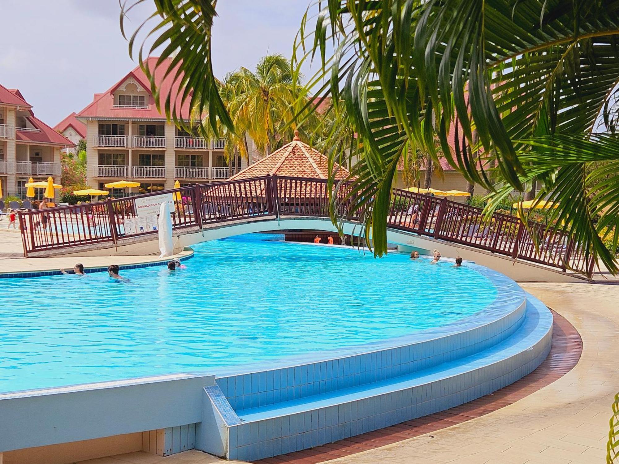 Ti Oasis Trinidad, Studio Vue Mer A Pierre & Vacances 상트루스 외부 사진